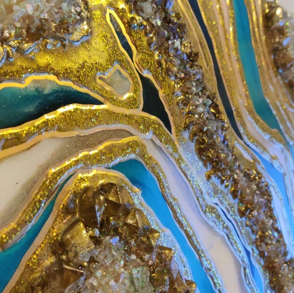 Blue and Gold- Geode art piece (Resin) - Picture 5 of 5